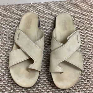 TEVA CREAM TOE STRAP SANDALS